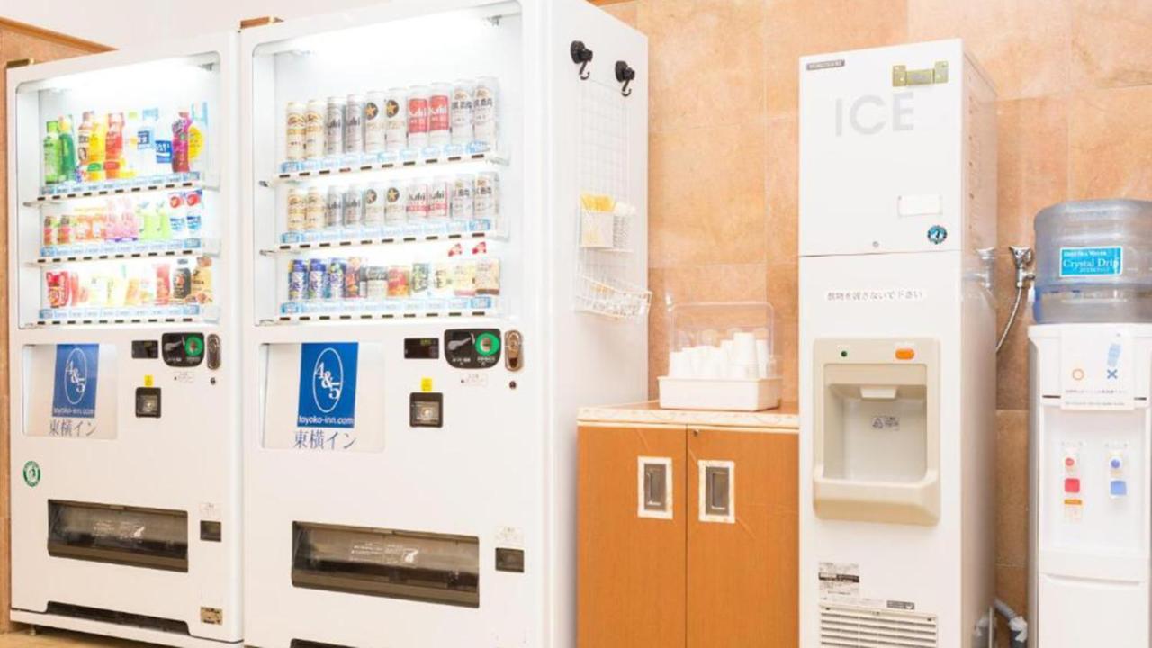 Toyoko Inn Matsuyama Ichibancho Екстериор снимка