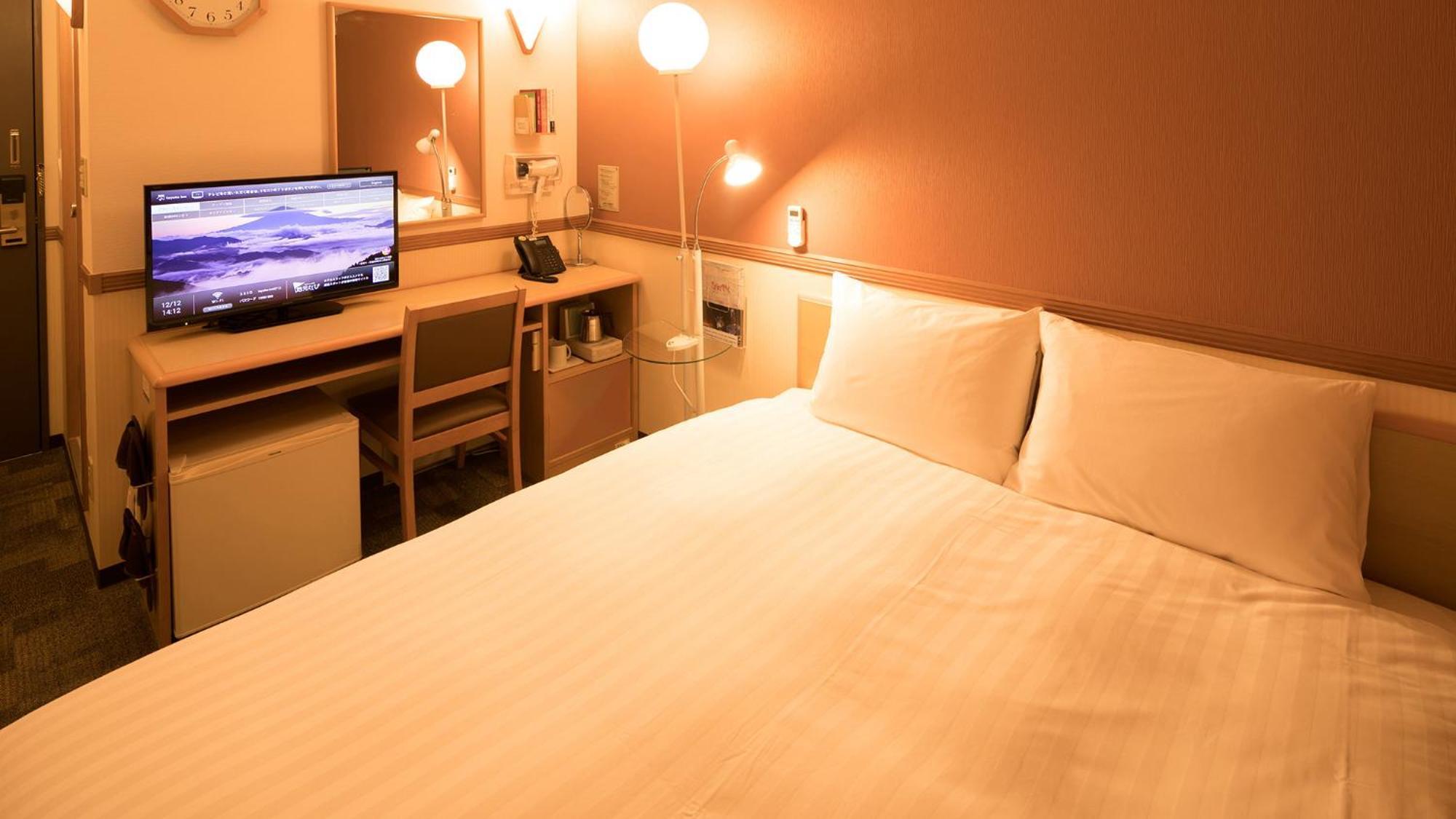 Toyoko Inn Matsuyama Ichibancho Стая снимка